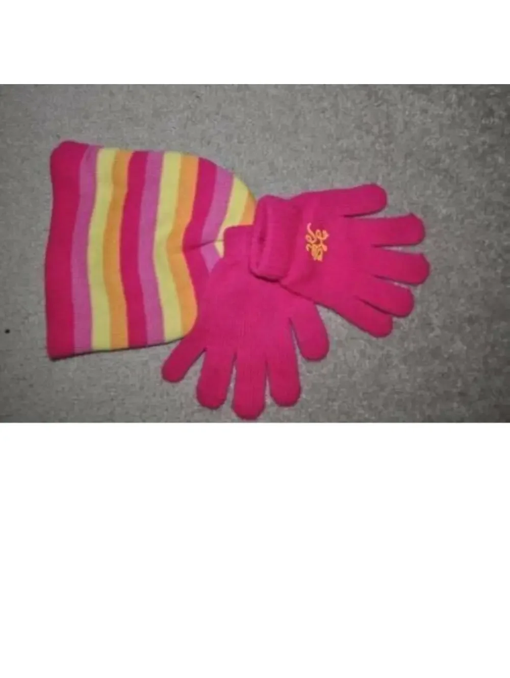 Girls Disney HSM Winter Hat & Gloves High School Musical Pink Yellow 2 Pc